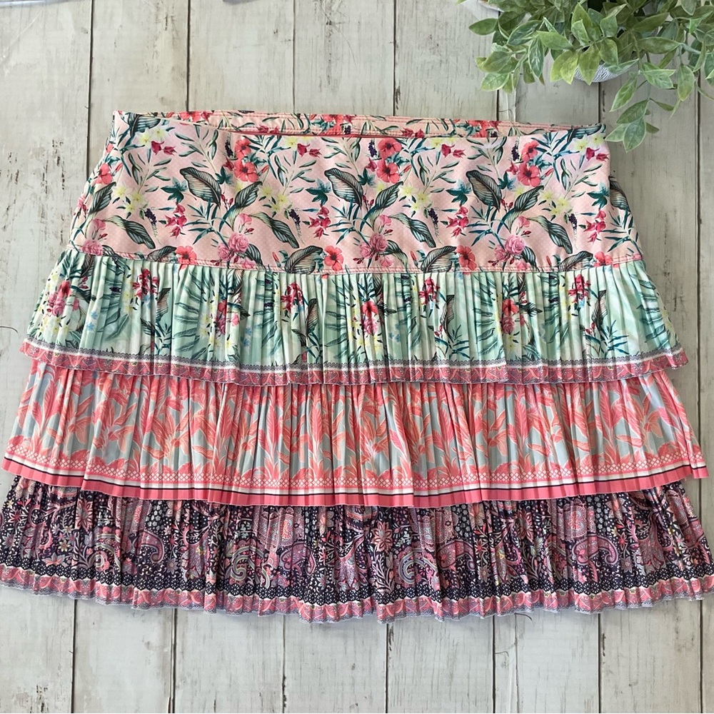 Lucky in Love Floral Multi-Color Tiered Skort. Shorts underneath, back pocketsXL